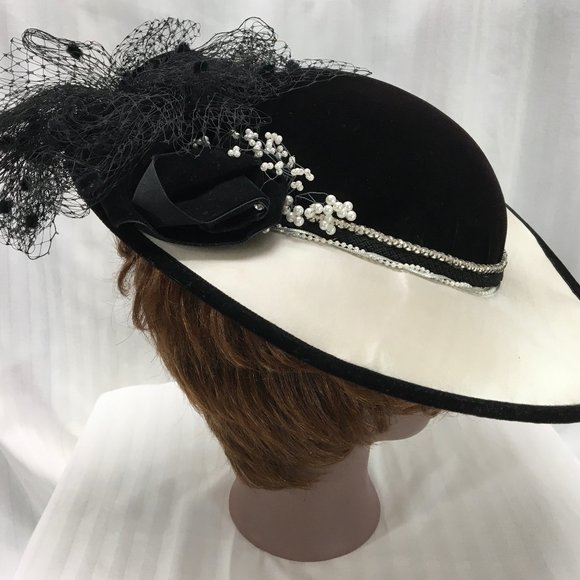 B & W Fascinator w/ Black Veil, Pearls, Rhinestone main image 7